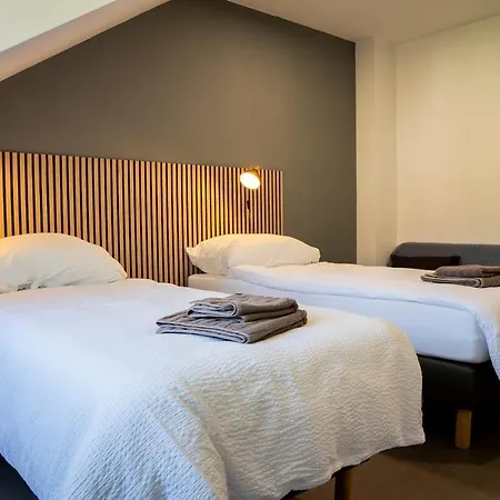 No32 Ac Cozy Near Train Station 브라티슬라바